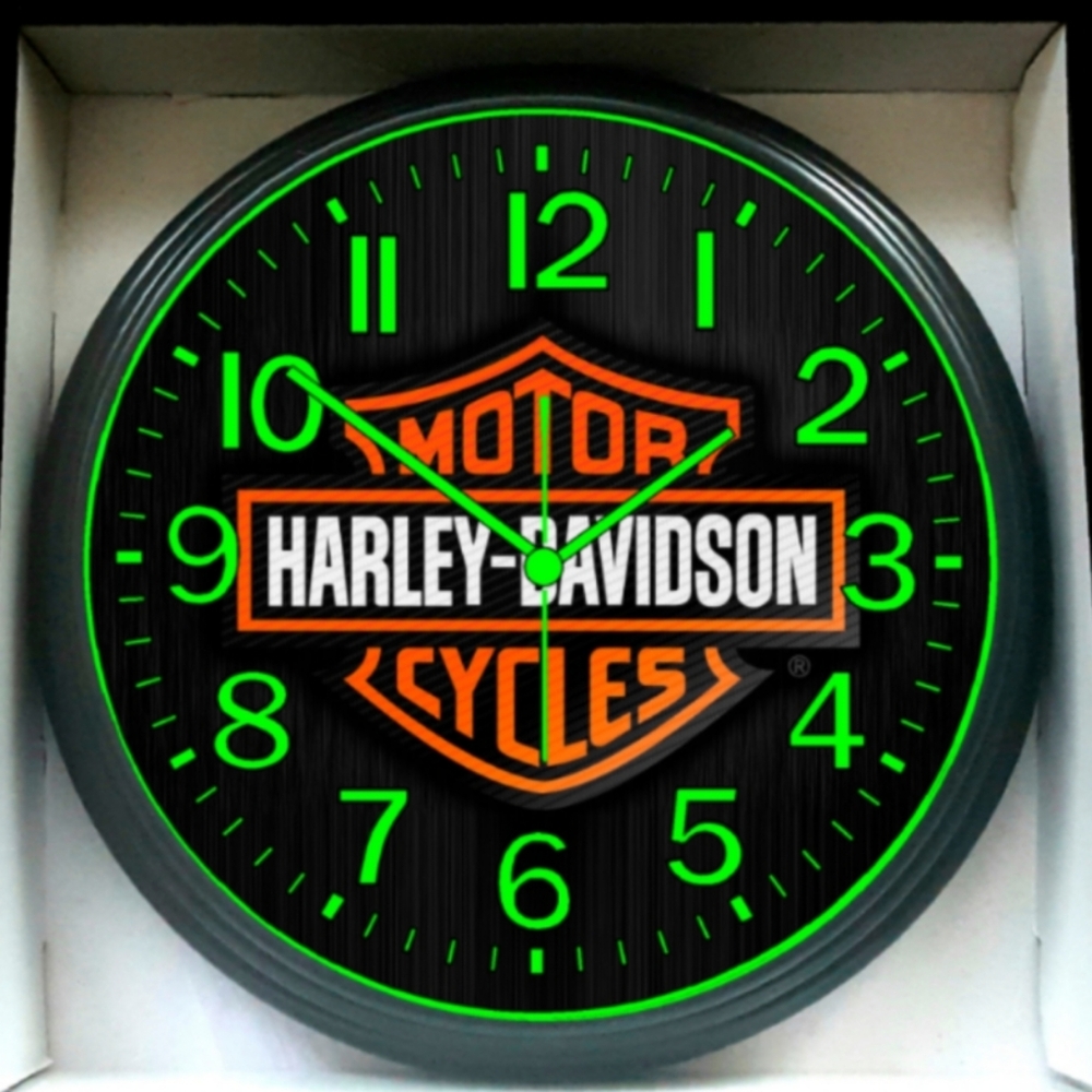 Harley Davidson  Glow in the Dark Wall Clock Garage Shop Wall Clock NEW!!